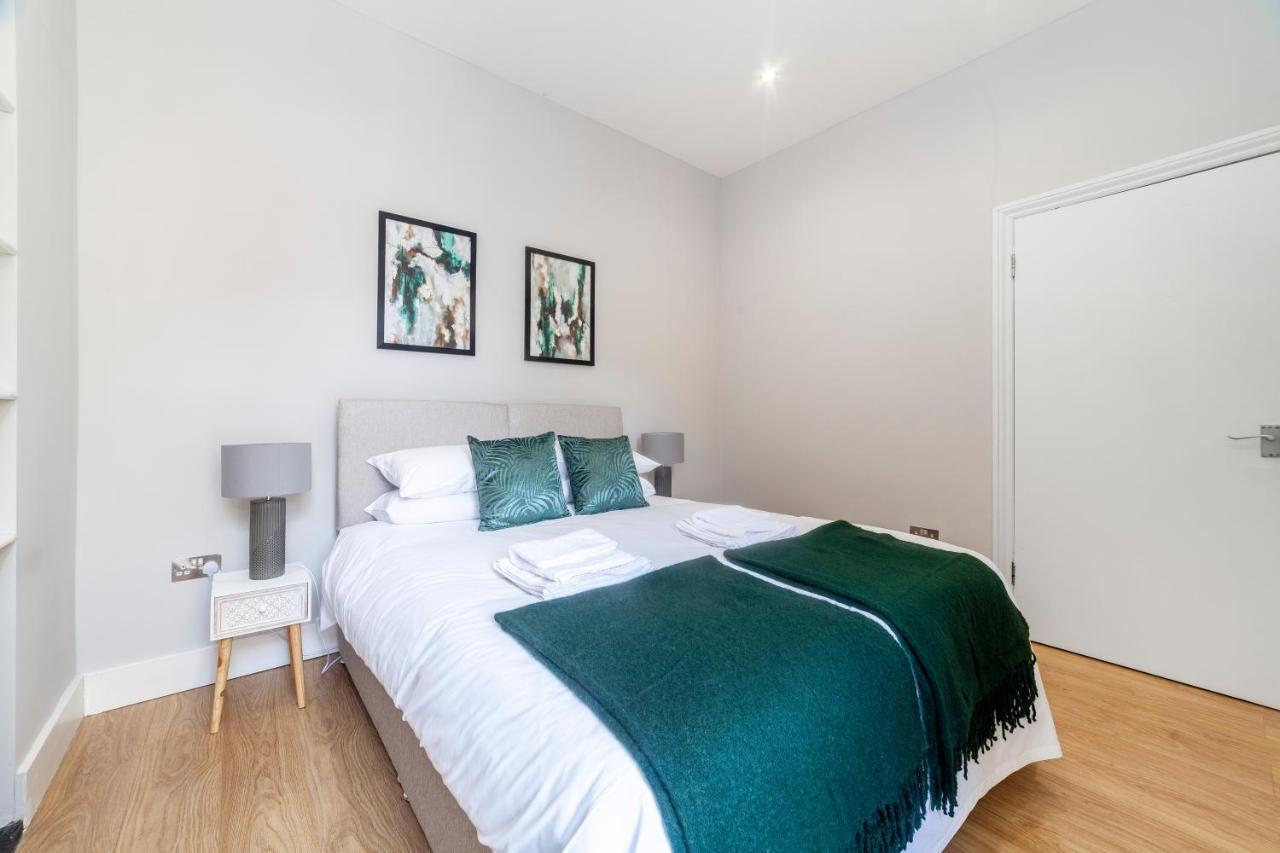 ロンドンWest Kensingtonアパートメント エクステリア 写真